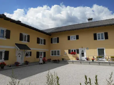 Das Gebäude in dem sich das Bed & Breakfast befindet