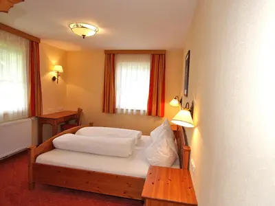 Ein Bett oder Betten in einem Zimmer der Unterkunft Apartment Hofresidenz-1 by Interhome
