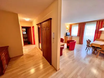 Ein Sitzbereich in der Unterkunft Apartment Hofresidenz-3 by Interhome