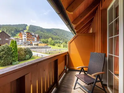 Ein allgemeiner Bergblick oder ein Berglick von der Ferienwohnung aus