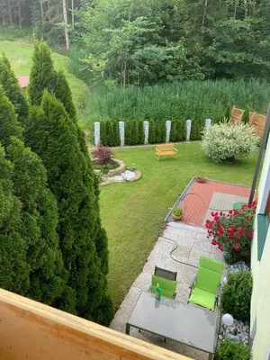 Ein Garten an der Unterkunft Ferienwohnung Marianne