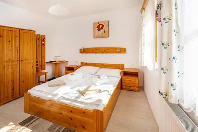 Ein Bett oder Betten in einem Zimmer der Unterkunft Waldschlössl Gasthof