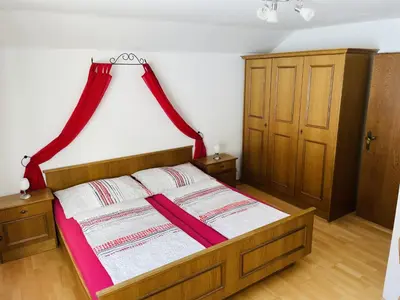 Ein Bett oder Betten in einem Zimmer der Unterkunft Bergluft Appartement - Haus Lerchegger