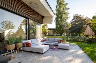 Ein Garten an der Unterkunft Haus Sommerfrische