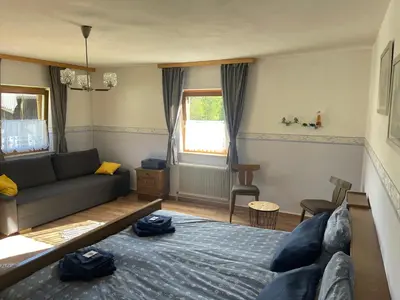 Ein Sitzbereich in der Unterkunft Haus Tanne Abtenau