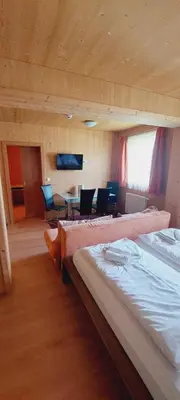 Ein Bett oder Betten in einem Zimmer der Unterkunft Grebenzenblick