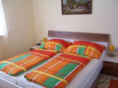 Ein Bett oder Betten in einem Zimmer der Unterkunft LANDHAUS JASMIN ausgezeichnet mit 4 Kristallen - FW Kammblick