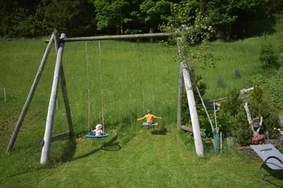 Ein Garten an der Unterkunft Pension Glöshof