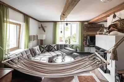 Ein Sitzbereich in der Unterkunft Altholz-Suite - Nationalpark Kalkalpen