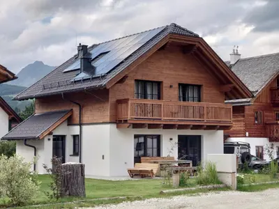 Das Gebäude in dem sich das Chalet befindet