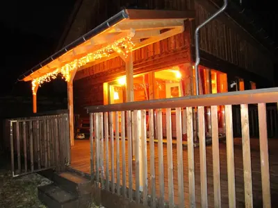 Das Gebäude in dem sich das Chalet befindet