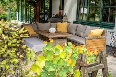 Ein Sitzbereich in der Unterkunft NaturparkResort Zu Hause