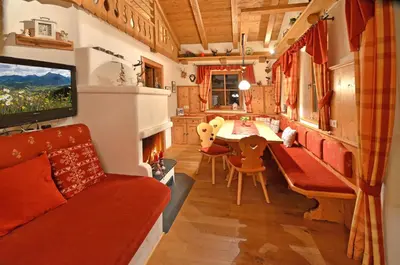Ein Sitzbereich in der Unterkunft Chalet Berghof