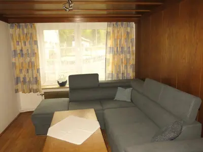 Ein Sitzbereich in der Unterkunft Ferienwohnung Marterer