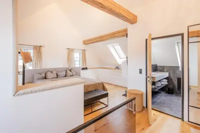 Ein Bett oder Betten in einem Zimmer der Unterkunft Moxn Chalet Lungau - Authentic Luxury Living