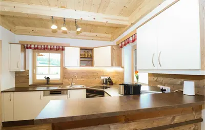Küche/Küchenzeile in der Unterkunft Ferienhaus In Ruhiger Lage