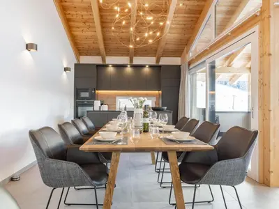 Ein Sitzbereich in der Unterkunft Grebenzen Top Chalet Mazzel