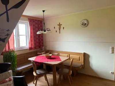 Ein Sitzbereich in der Unterkunft Maislbauer