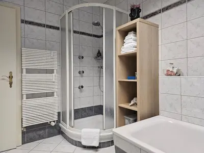 Ein Badezimmer in der Unterkunft Lueg36 am See