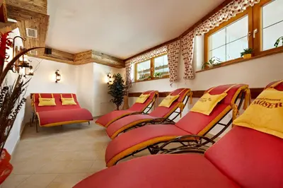 Ein Sitzbereich in der Unterkunft Hotel Moser