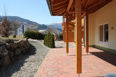 Ein allgemeiner Bergblick oder ein Berglick von des Hotels aus