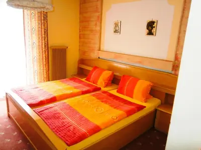 Ein Bett oder Betten in einem Zimmer der Unterkunft Pension Susi