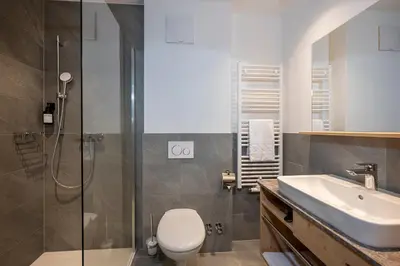 Ein Badezimmer in der Unterkunft Centerhouse Wagrain