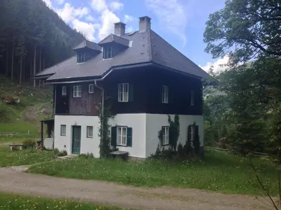Naturlandschaft in der Nähe des Chalets