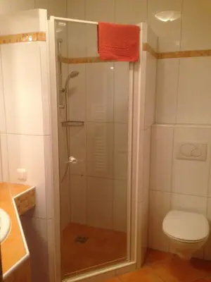 Ein Badezimmer in der Unterkunft Peterwirt