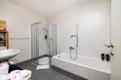 Ein Badezimmer in der Unterkunft Berghaus Flachau