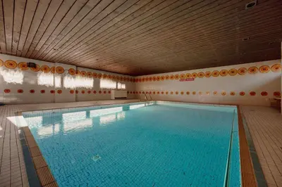Der Swimmingpool an oder in der Nähe von Apartment Frida