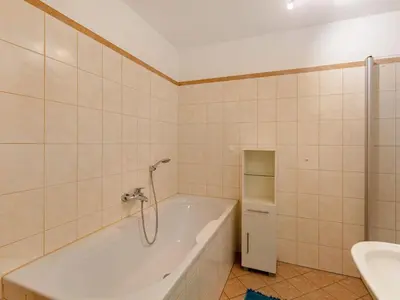 Ein Badezimmer in der Unterkunft Apartment Top 8 by Interhome