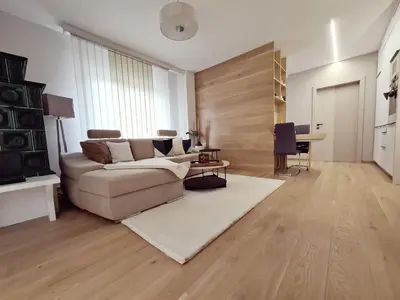 Ein Sitzbereich in der Unterkunft Royal Retreat - ŠARAC Apartment