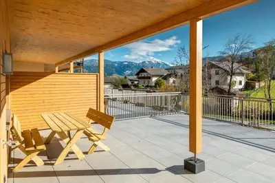 Ein allgemeiner Bergblick oder ein Berglick von der Ferienwohnung aus