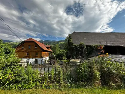 Naturlandschaft in der Nähe des Bauernhofs