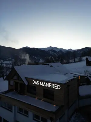 Ein allgemeiner Bergblick oder ein Berglick von der Ferienwohnung aus