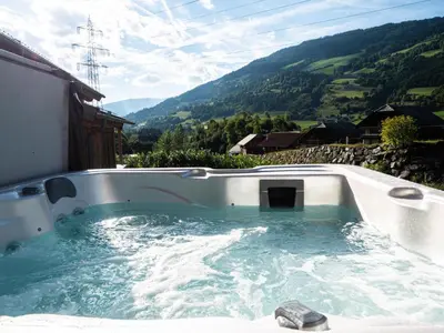 Ein allgemeiner Bergblick oder ein Berglick von des Chalets aus
