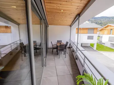 Ein allgemeiner Bergblick oder ein Berglick von der Ferienwohnung aus