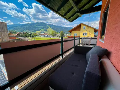 Ein allgemeiner Bergblick oder ein Berglick von der Ferienwohnung aus