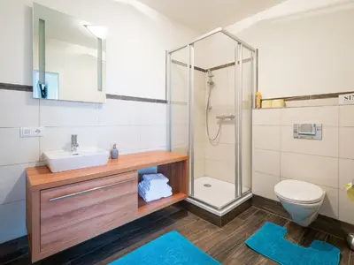 Ein Badezimmer in der Unterkunft Apartment Christine EG by Interhome