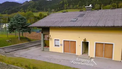 Ein allgemeiner Bergblick oder ein Berglick von der Ferienwohnung aus