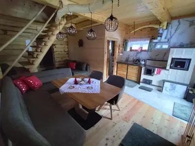 Ein Sitzbereich in der Unterkunft Kerschbaumer Chalet