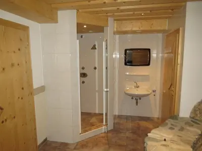 Ein Badezimmer in der Unterkunft Landhaus Dorfer