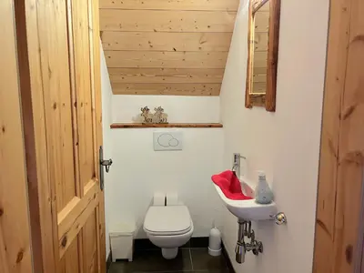 Ein Badezimmer in der Unterkunft Holiday Home st martin chalets-2 by Interhome