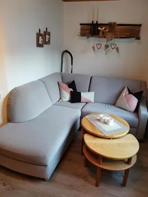 Ein Sitzbereich in der Unterkunft Ferienhaus Höll