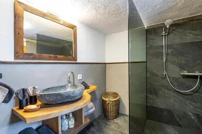 Ein Badezimmer in der Unterkunft Almfrieden