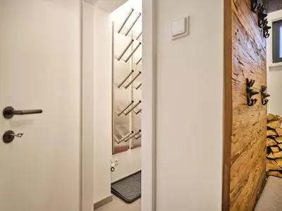 Ein Badezimmer in der Unterkunft The Mountain Hideaway 211 by AA Holiday Homes SKI IN SKI Out Die Tauplitz