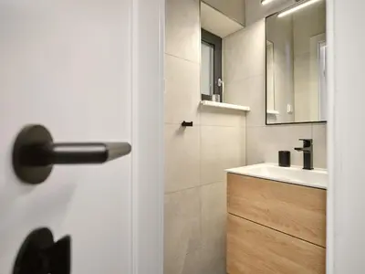 Ein Badezimmer in der Unterkunft The Mountain Hideaway 211 by AA Holiday Homes SKI IN SKI Out Die Tauplitz
