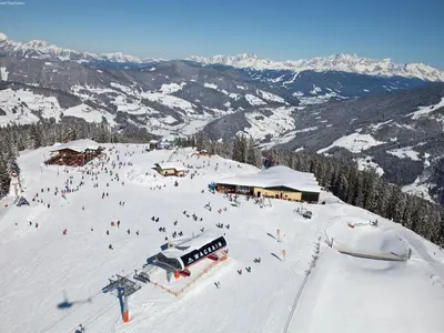 Apartment in Wagrain near Ski Slopes im Winter