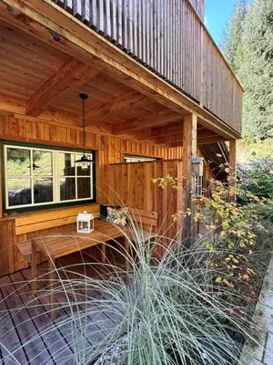 Das Gebäude in dem sich die Ferienwohnung befindet